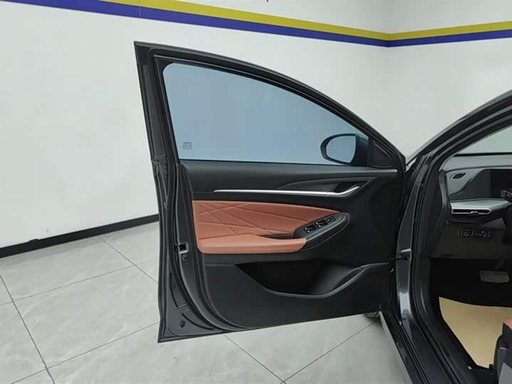 Фото 7 - Changan Eado Plus