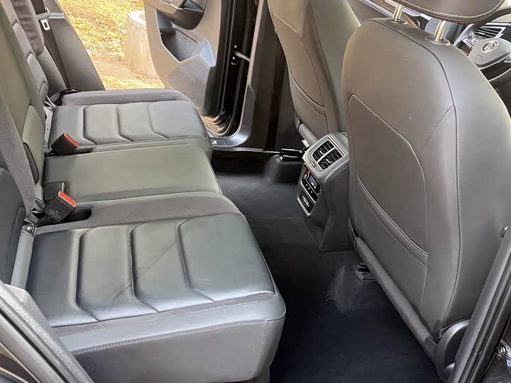 Фото 16 - Volkswagen Tayron