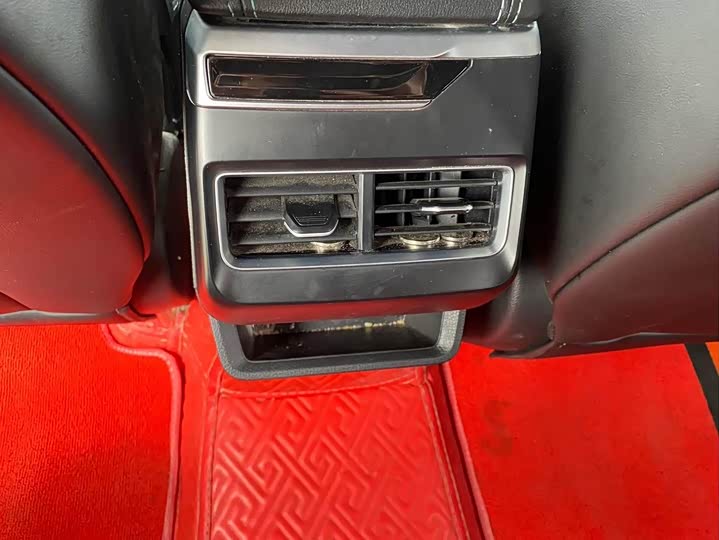 Фото 13 - Geely Preface