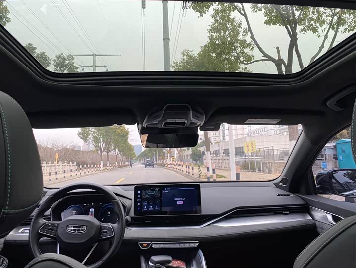 Фото 15 - Geely Preface