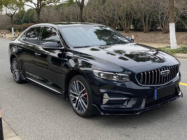 Фото 3 - Geely Preface