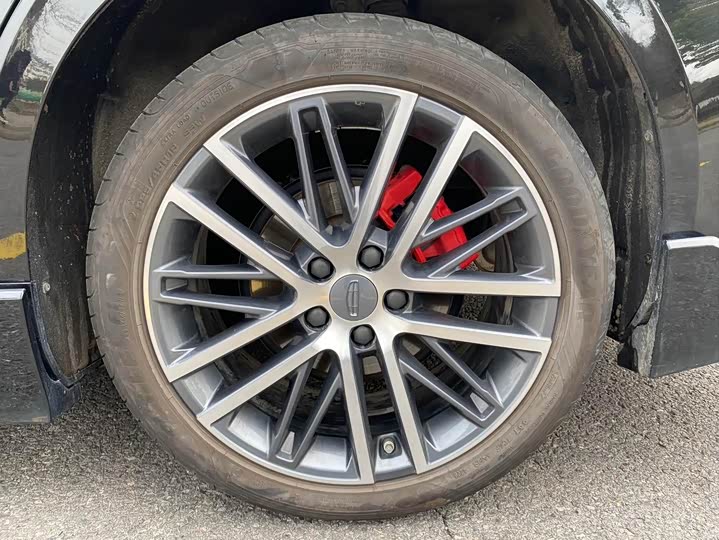 Фото 8 - Geely Preface