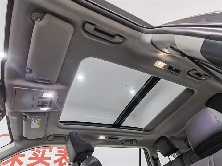 Фото 14 - Toyota Highlander