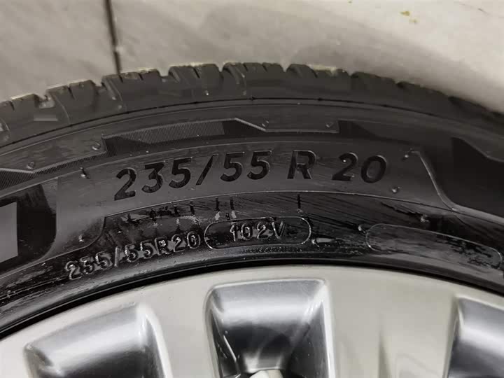 Фото 24 - Toyota Highlander