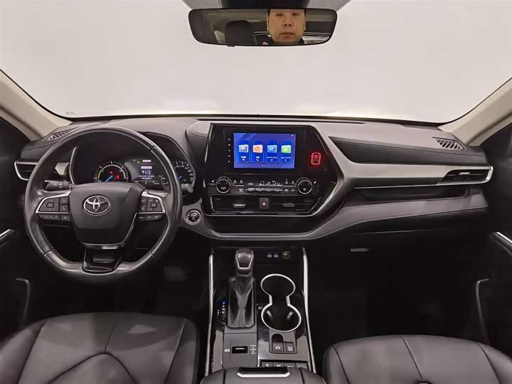 Фото 5 - Toyota Highlander