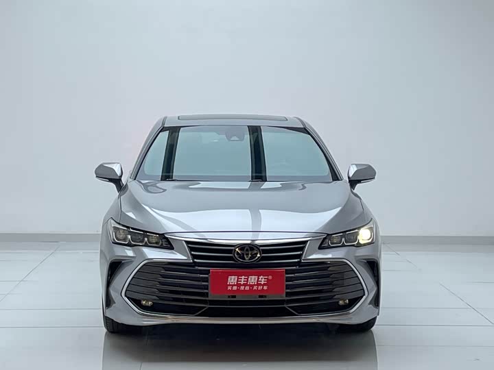 Фото 2 - Toyota Avalon