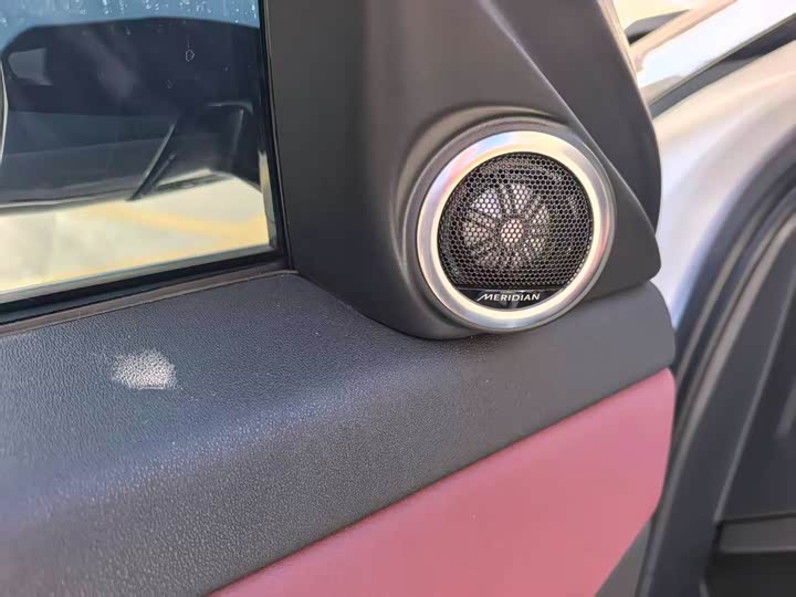 Фото 4 - Land Rover Range Rover Evoque L