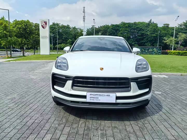 Фото 2 - Porsche Macan