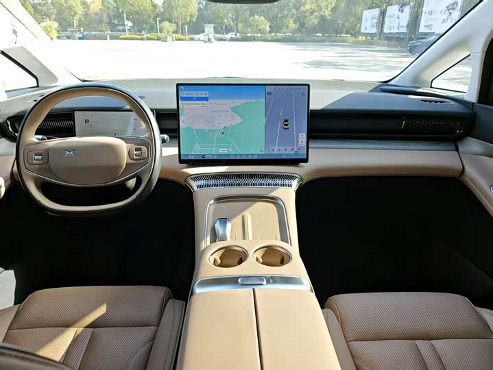 Фото 8 - XPeng X9