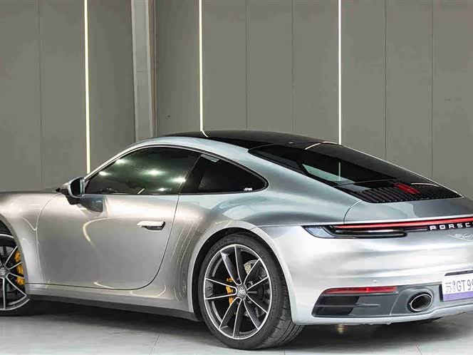 Фото 5 - Porsche 911