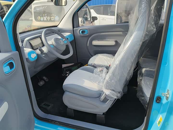 Фото 15 - Bestune Pony