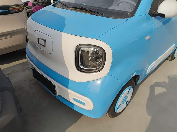 Фото 24 - Bestune Pony