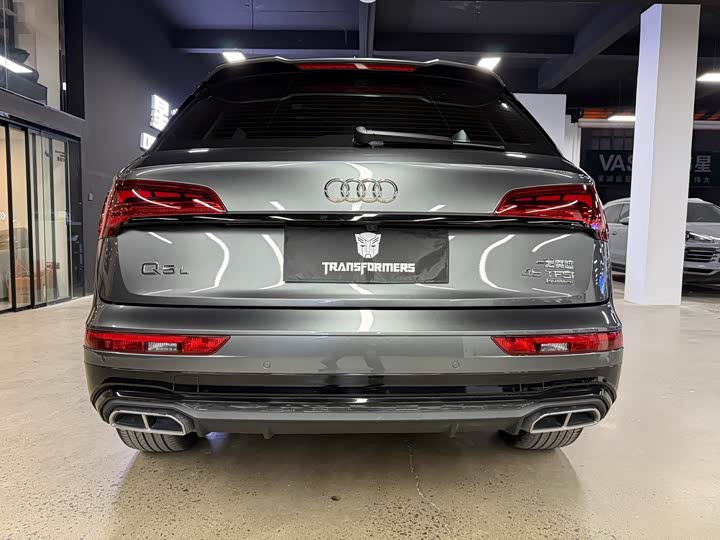 Фото 12 - Audi Q5L