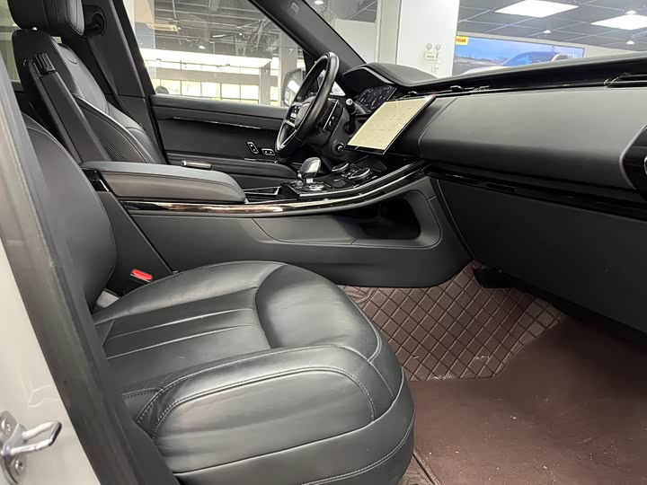 Фото 10 - Land Rover Range Rover Sport