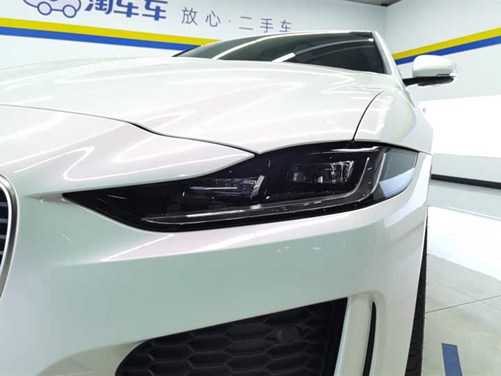 Фото 5 - Jaguar XE L