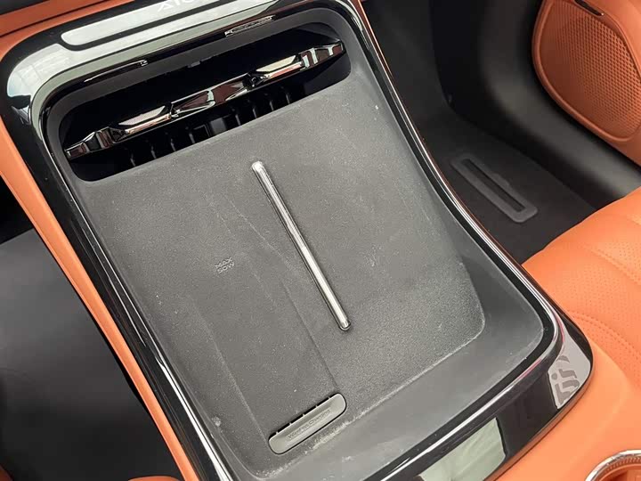 Фото 10 - GAC Aion V