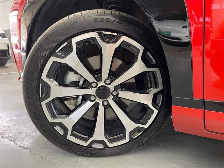 Фото 16 - GAC Aion V