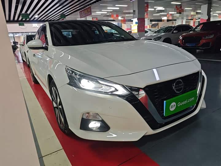 Фото 4 - Nissan Teana