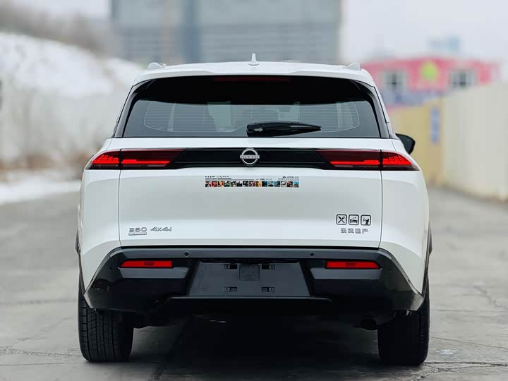 Фото 10 - Nissan Pathfinder