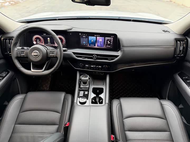 Фото 6 - Nissan Pathfinder