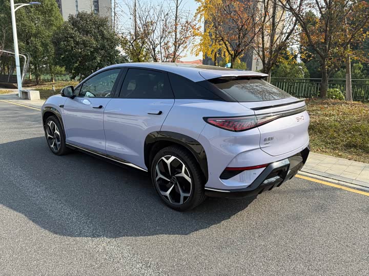 Фото 4 - BYD Sea Lion 07 EV