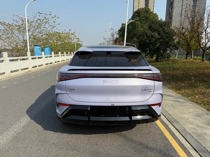 Фото 5 - BYD Sea Lion 07 EV