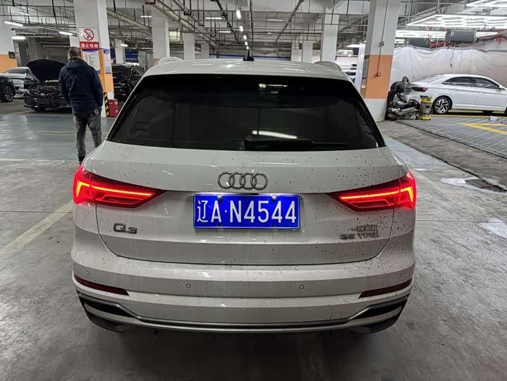 Фото 4 - Audi Q3