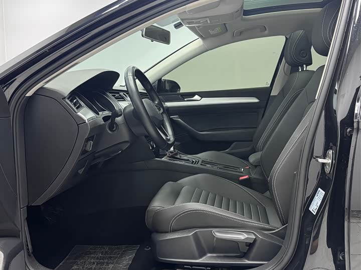 Фото 9 - Volkswagen Magotan