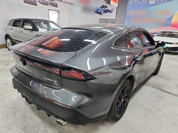 Фото 7 - Changan UNI-V Hybrid