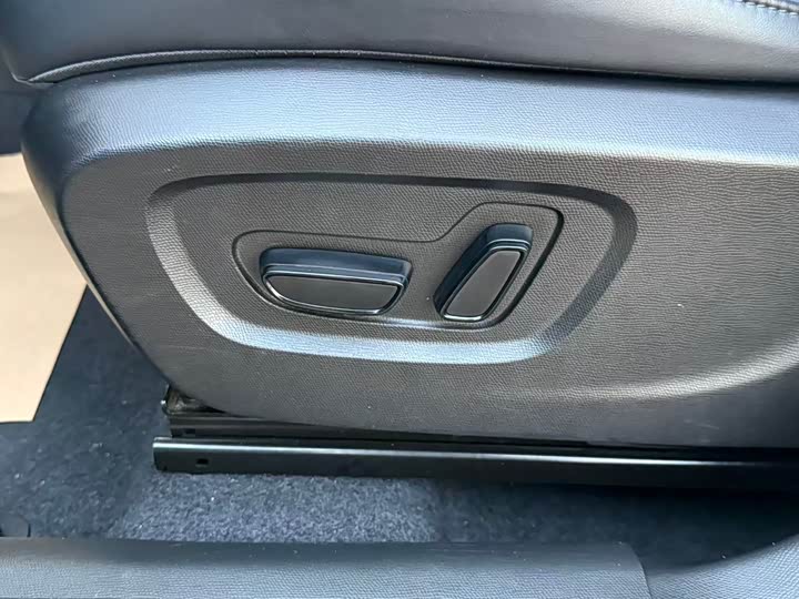 Фото 22 - GAC Trumpchi GS3