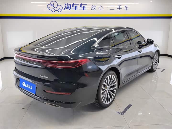 Фото 3 - Bestune B70