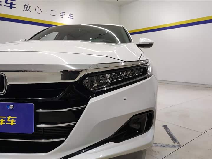 Фото 5 - Honda Accord