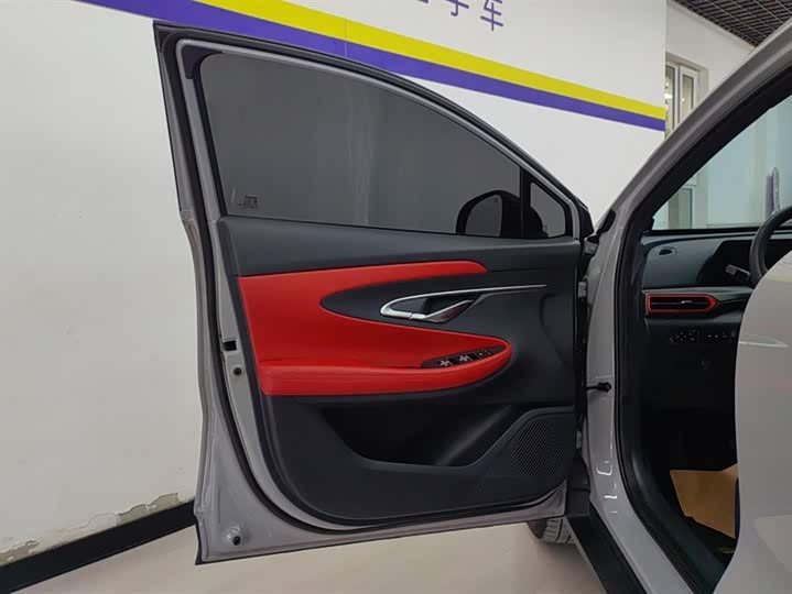 Фото 7 - Changan UNI-T