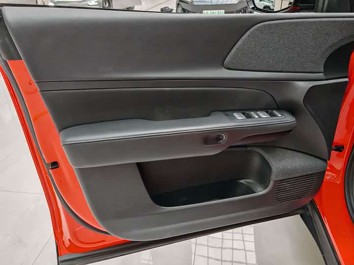 Фото 13 - XPeng G6