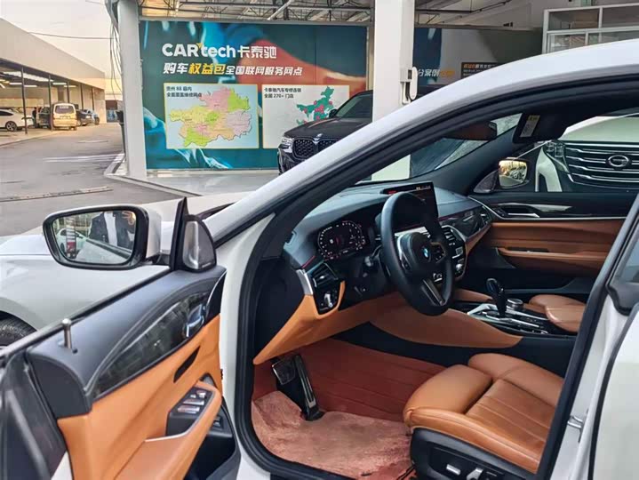 Фото 5 - BMW 6 Series GT