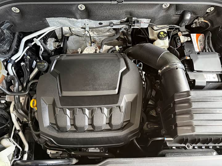 Фото 17 - Volkswagen Teramont X