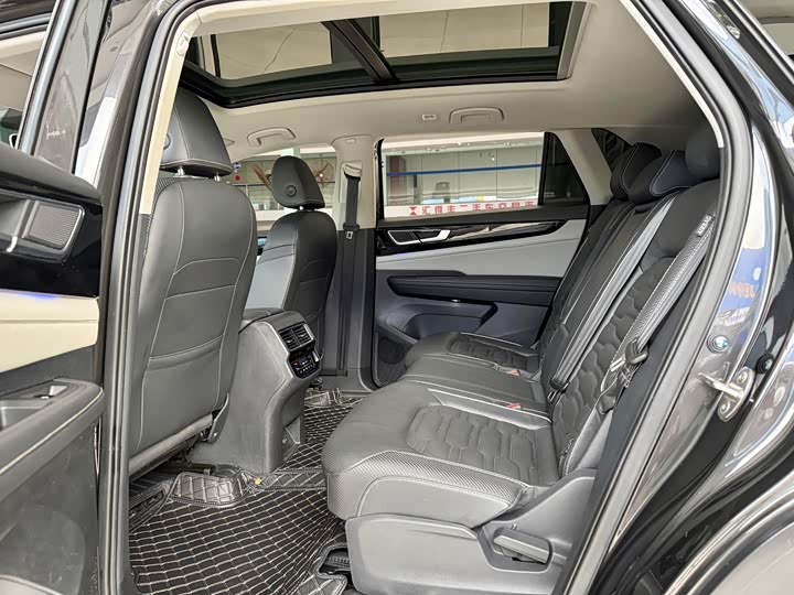 Фото 8 - Volkswagen Teramont X