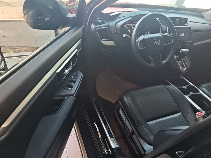 Фото 16 - Honda CR-V