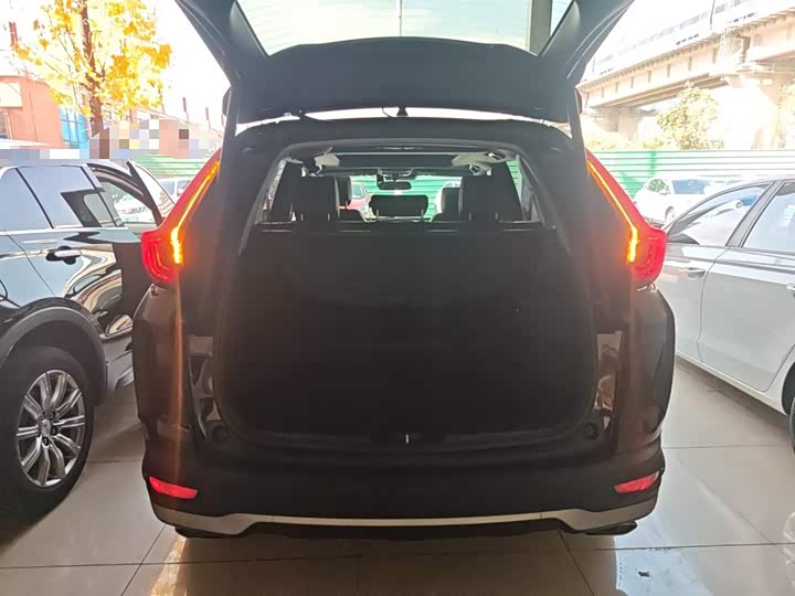 Фото 19 - Honda CR-V