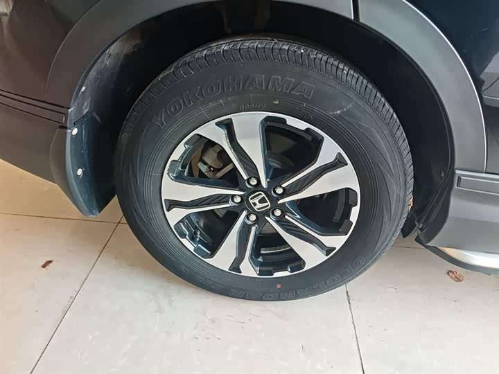 Фото 26 - Honda CR-V