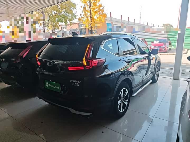 Фото 7 - Honda CR-V