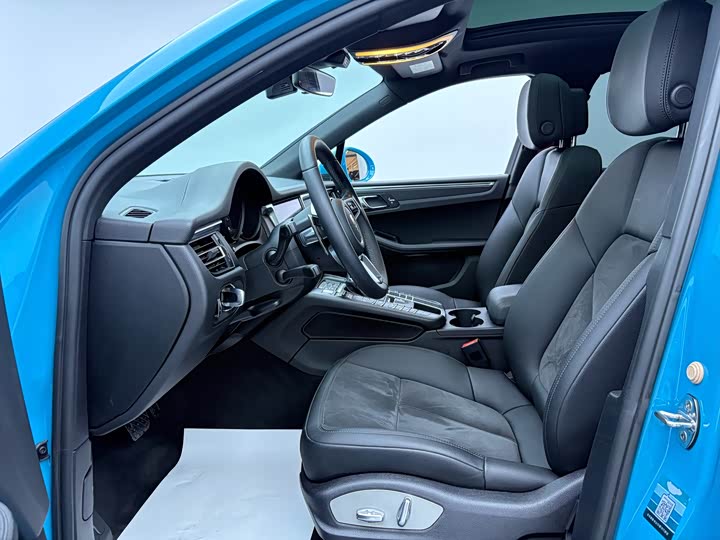 Фото 11 - Porsche Macan