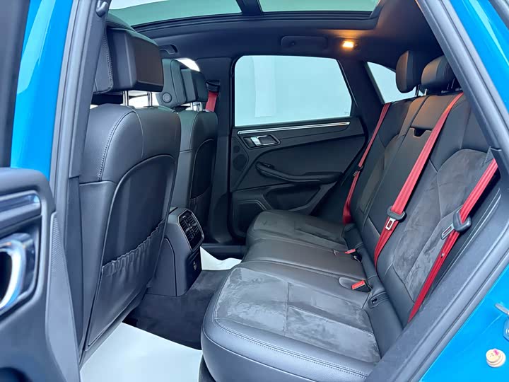 Фото 12 - Porsche Macan