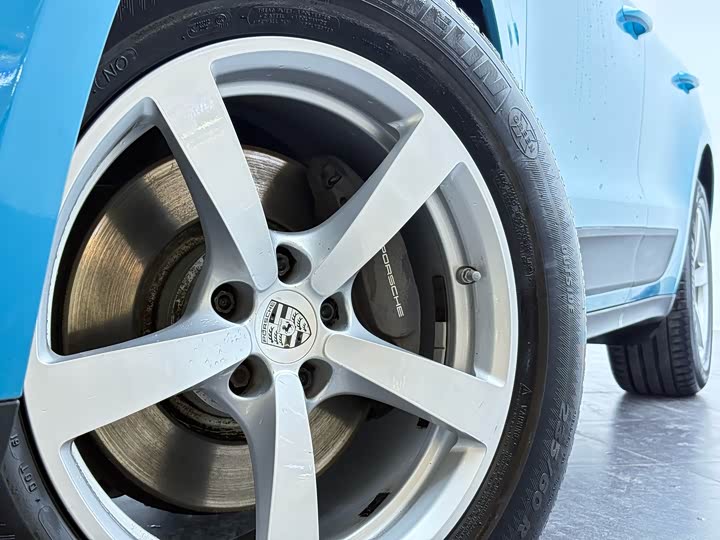 Фото 36 - Porsche Macan