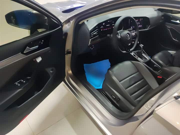 Фото 16 - Volkswagen Sagitar L