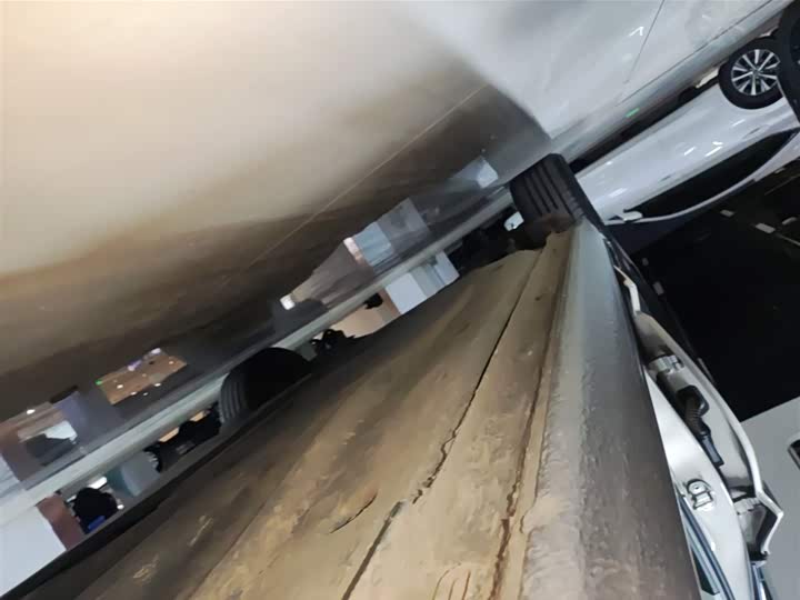 Фото 21 - Volkswagen Sagitar L