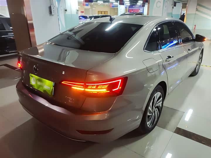 Фото 7 - Volkswagen Sagitar L