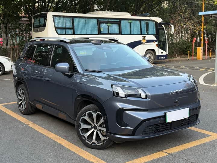 Фото 3 - GAC Aion V