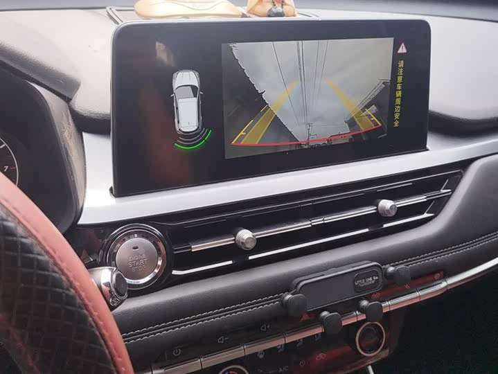 Фото 13 - Chery Tiggo 5x