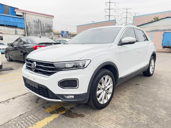 Фото 1 - Volkswagen T-Roc